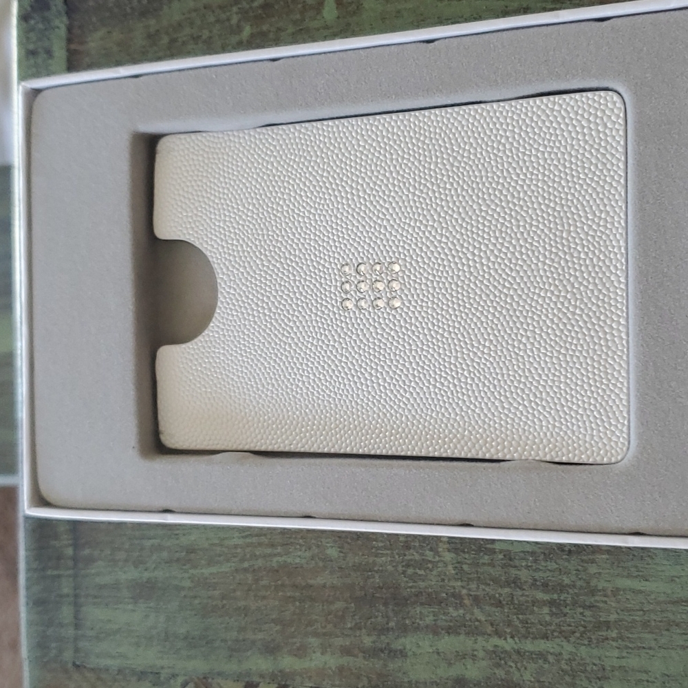 Swarovski white card holder with crystal detail